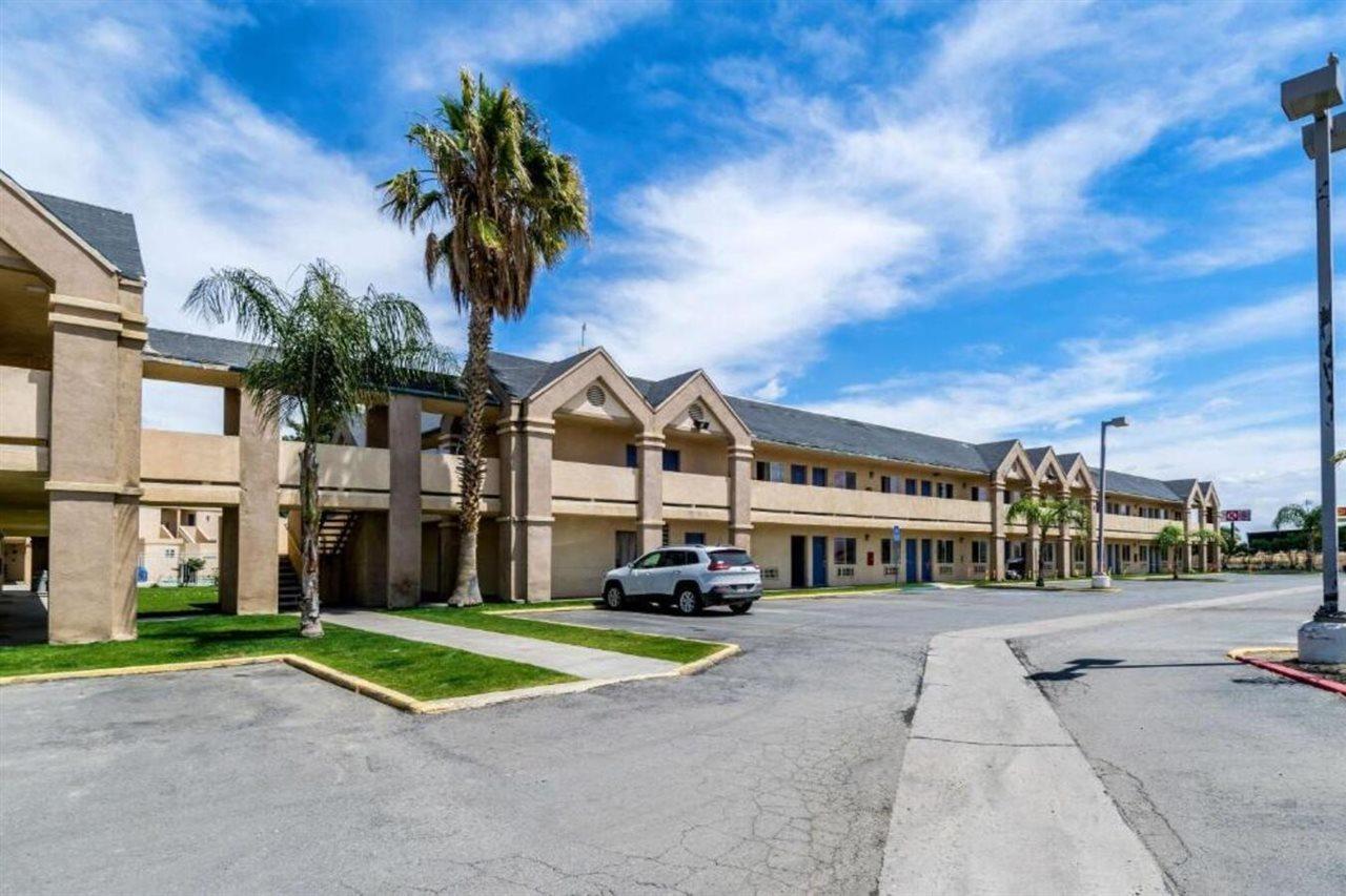 Motel 6-Buttonwillow, Ca Central Екстер'єр фото