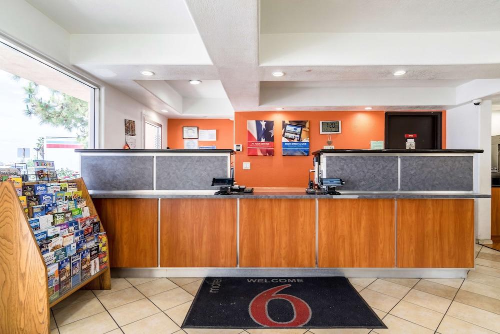 Motel 6-Buttonwillow, Ca Central Екстер'єр фото